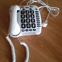 Telefono fisso per anziani