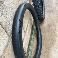 Gomme e mousse enduro micheline metzeler