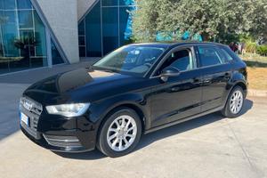 Audi A3 SPB 1.4 110CV g-tron Attraction