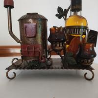 Liquore con scultura e 2 bicchieri