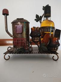 Liquore con scultura e 2 bicchieri