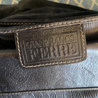 Alta moda, Gianfranco Ferrè, borsa weekend nera