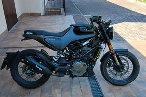 Husqvarna Svartpilen 401 - 2023