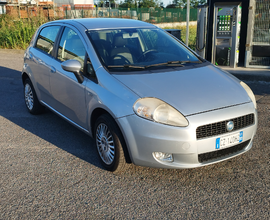 Fiat Grande Punto benzina -metano