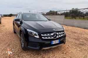 Mercedes-benz GLA 220 d Automatic Premium - 2018