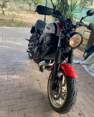 Yamaha XSR700 2021 Accessoriata