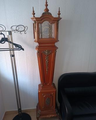 orologio a pendolo da terra 
