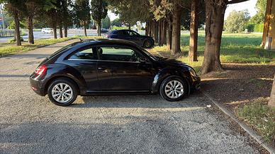 Volkswagen Maggiolino 1.6 Tdi (2014)