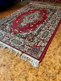 Tappeto stile orientale rosso con frange