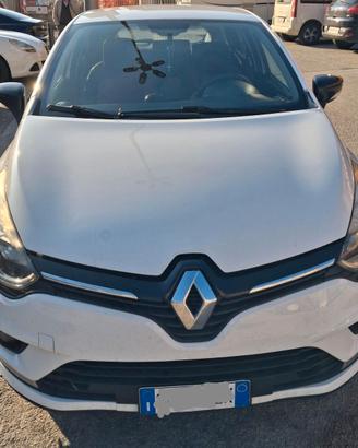 Clio TCe 12 V 90 CV GPL 5 porte