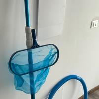 Kit di pulizia per piscine nuovo mai usato