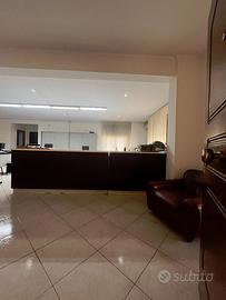 Rif. 466 san cipriano d'aversa: studio/ ufficio in