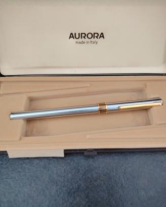 Penna stilografica