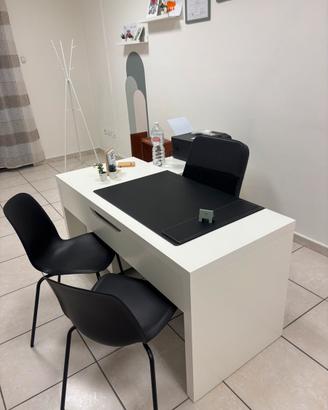 Scrivania Ikea Malm