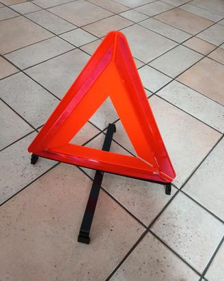Triangolo d'emergenza catarifrangente
per auto
