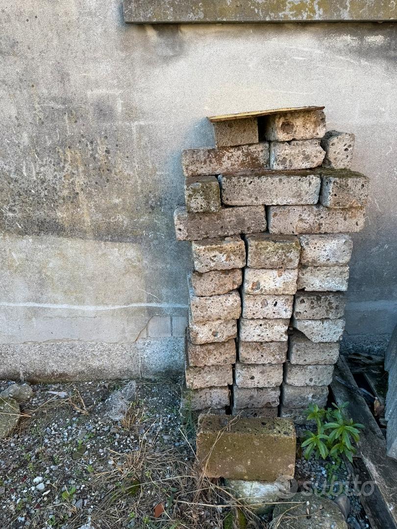 mattoni tufo - Giardino e Fai da te In vendita a Reggio Emilia