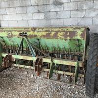 Macchine agricole seminatrice