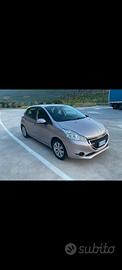 Peugeot 208 1.4 HDi Perfette Condizioni-Anno 2012