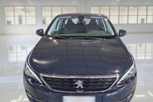 Peugeot 308 BlueHDi 130 S&S Business