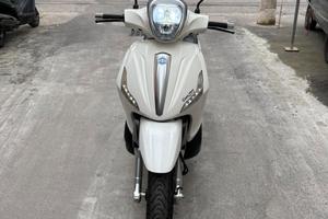 Beverly 350 abs sport touring 2017