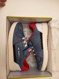 scarpe Primigi tg. 35.