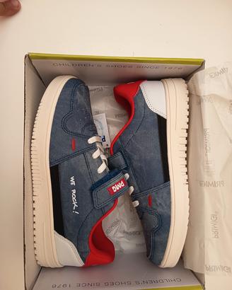 scarpe Primigi tg. 35.