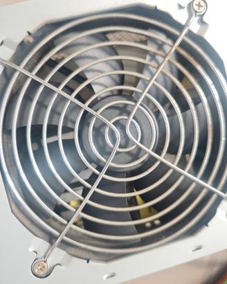 alimentatore per pc 12V