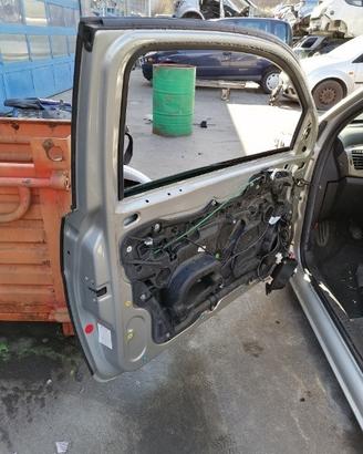 Porta anteriore sx LANCIA YPSILON del 2005