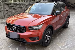 Volvo XC40 T4 R-Design full optional
