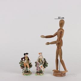 Coppia di Figure in Porcellana - XIX Secolo