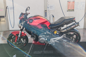 Ducati Monster 696 - 2009