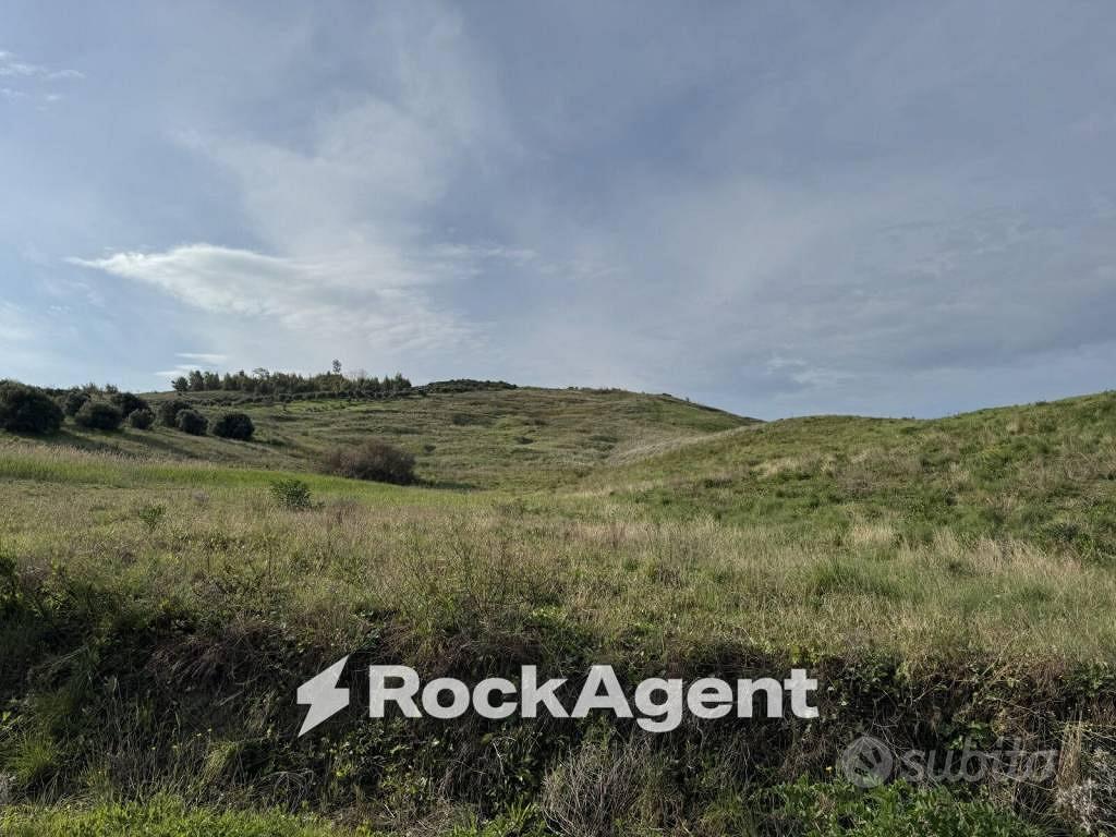 Terreno di 10000 m² a Catanzaro - Vista 2