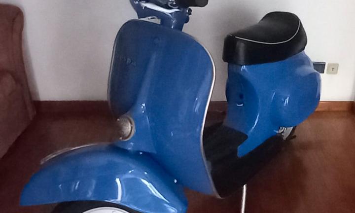 Piaggio Vespa 50 R (V5A1) - 1980