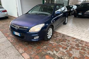 Hyundai i30 1.6 GPL (12 RATE)