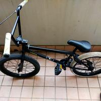 Bicicletta BMX