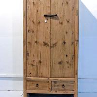 Armadio legno naturale vintage