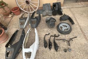 STOCK DI RICAMBI PHANTOM F12 + SELLA SR DITECH