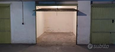 Garage + 2 (Due) cantine