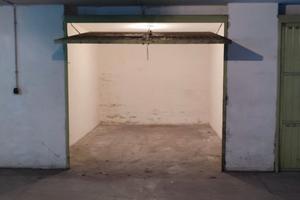 Garage + 2 (Due) cantine