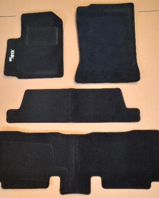 Kit tappetini xuv 500