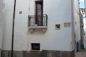 Terratetto unifamiliare centro storico Turi, Bari