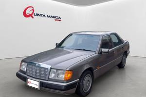 Mercedes-Benz E 250 CAMBIO MANUALE