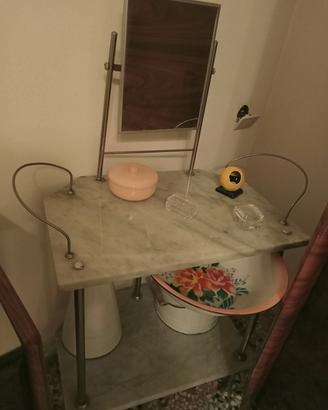 Toilette anni 60 completo di tutto 