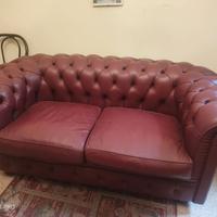 Divano Chesterfield in pelle a due posti