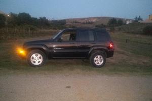 Jeep Cherokee con gancio traino