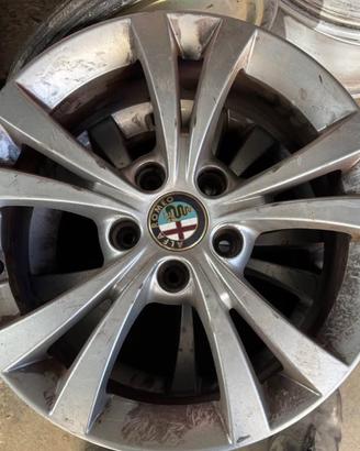 Cerchi alfa romeo