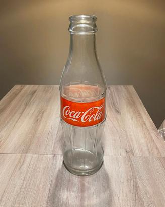 Bottiglia coca cola magnum