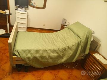 Letto elettrico per anziani o disabili