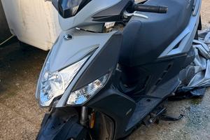 Kimco Agility 125 R16