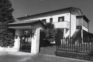 Immobile in asta di 509 m² con 4 locali e box auto